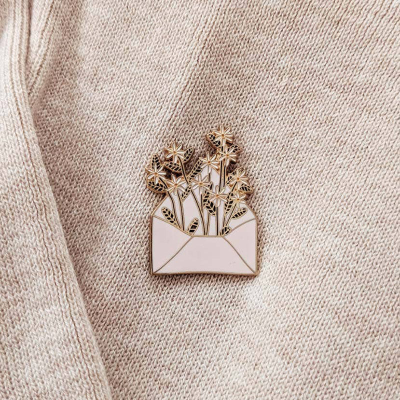 Mimi & August Enamel Pin - Letter Full of Flowers