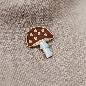 Mimi & August Enamel Pin - Mushroom